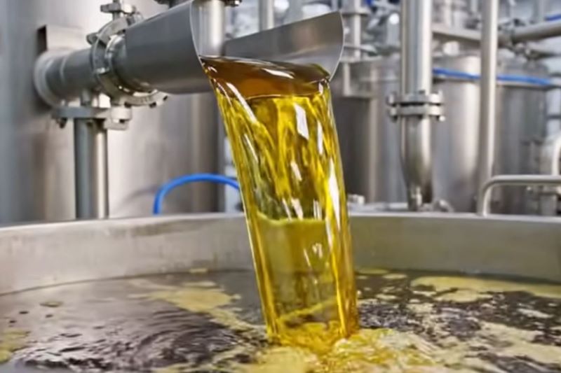 Industrial oil refining process